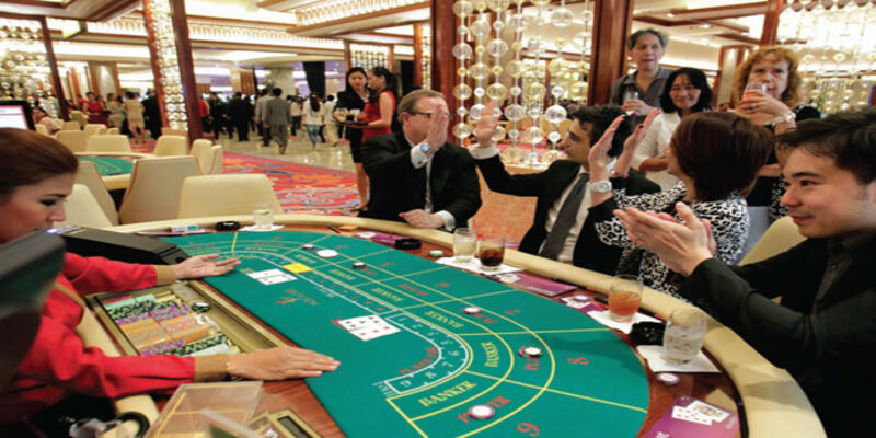 Luật chơi Baccarat và xác định thắng thua cho nhà cái - người chơi